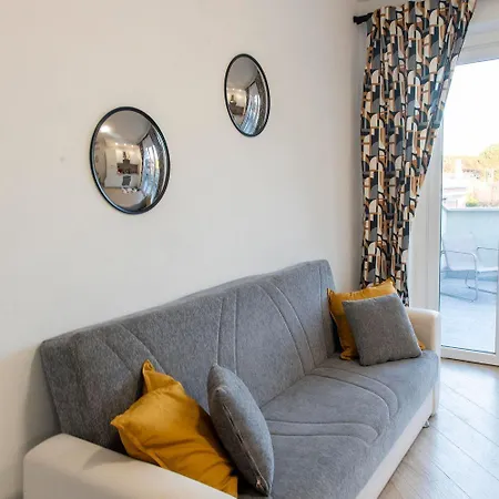 Apartment Staging *